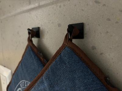 Simple Kitchen Hanger for Potholder