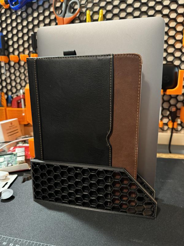 iPad and MacBook Stand