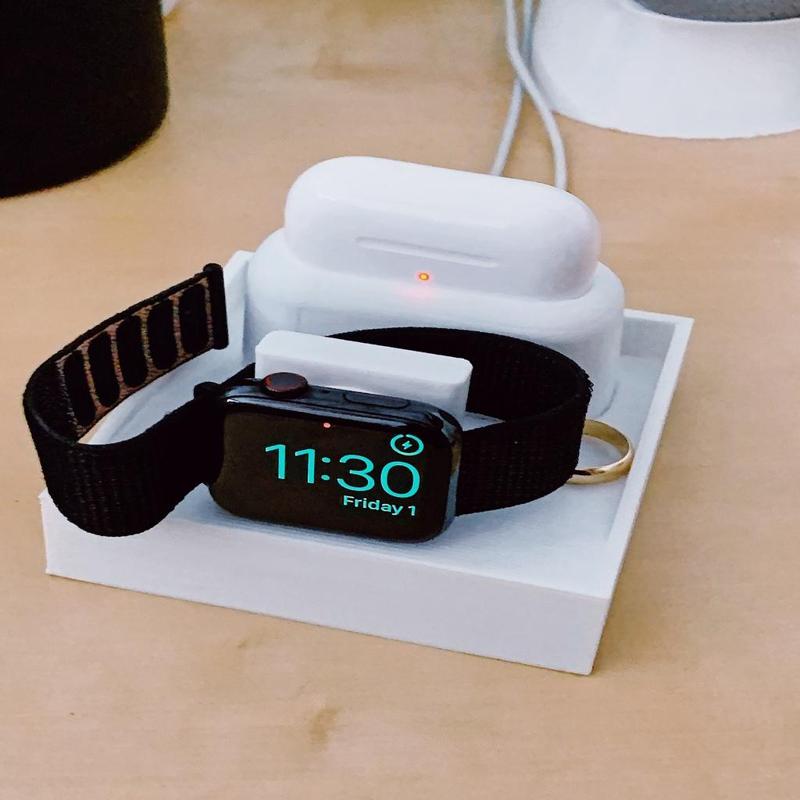 Airpods Pro and Apple Watch Charging Dock. 