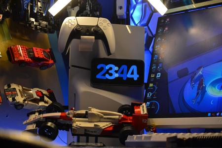 magsafe holder for the ps5 slim