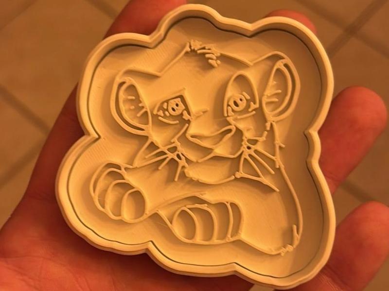 Simba cookie cutter 
