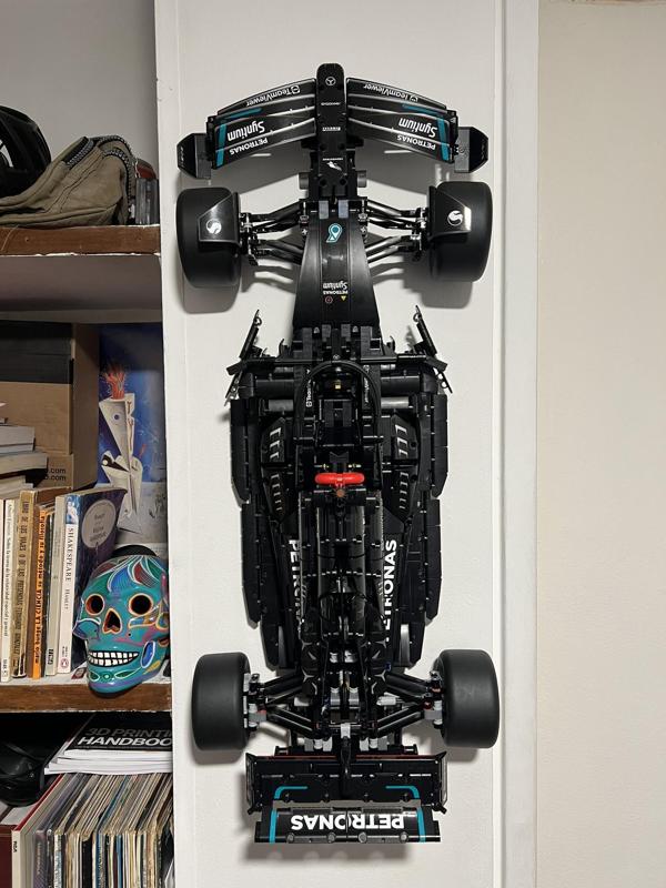 Wall Vertical Support  LEGO MERCEDES-AMG F1 W14 E PERFORMANCE