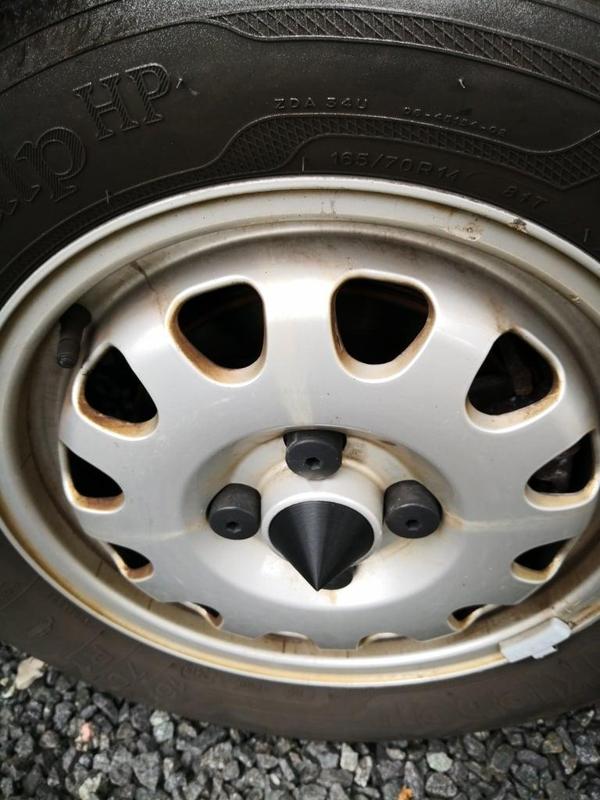 Vw Lupo magnesium rim spikes