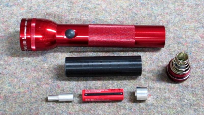 Mag-Lite 2-Cell D Size Adapter for 18650 Lithium Batteries