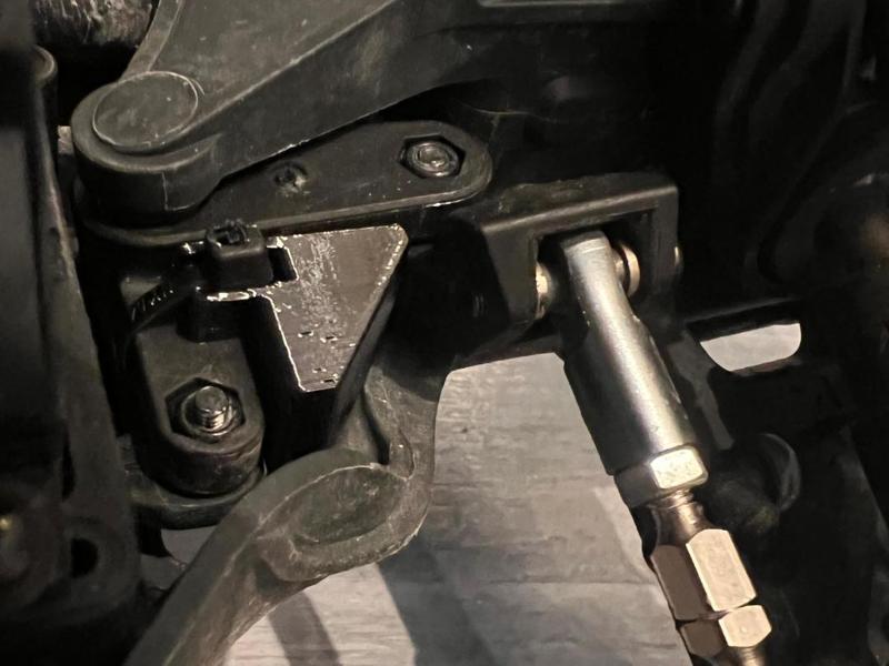 ARRMA Mojave 4s Steering anti stone Block