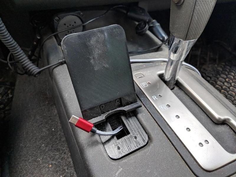 Xterra (2005+) phone holder