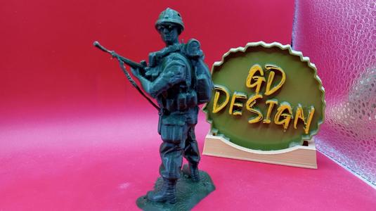 Retro Army Man Patrolling M-16 Figure
