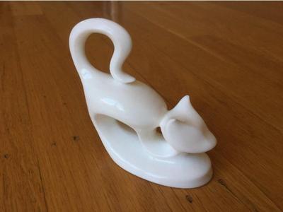 African cat sculpture
