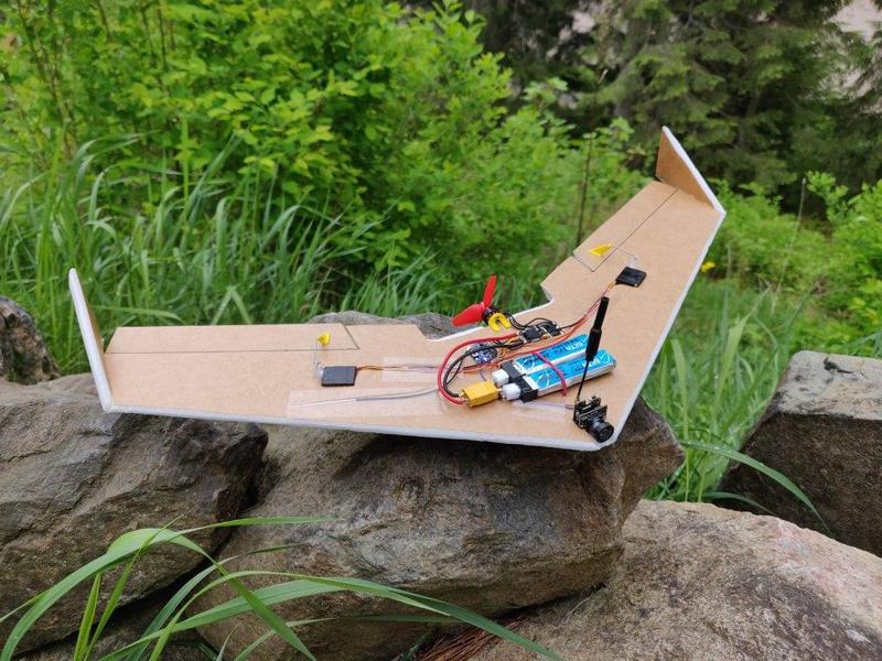 DiA Tiny Whing V2 40 2S