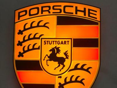 Porsche Lightbox