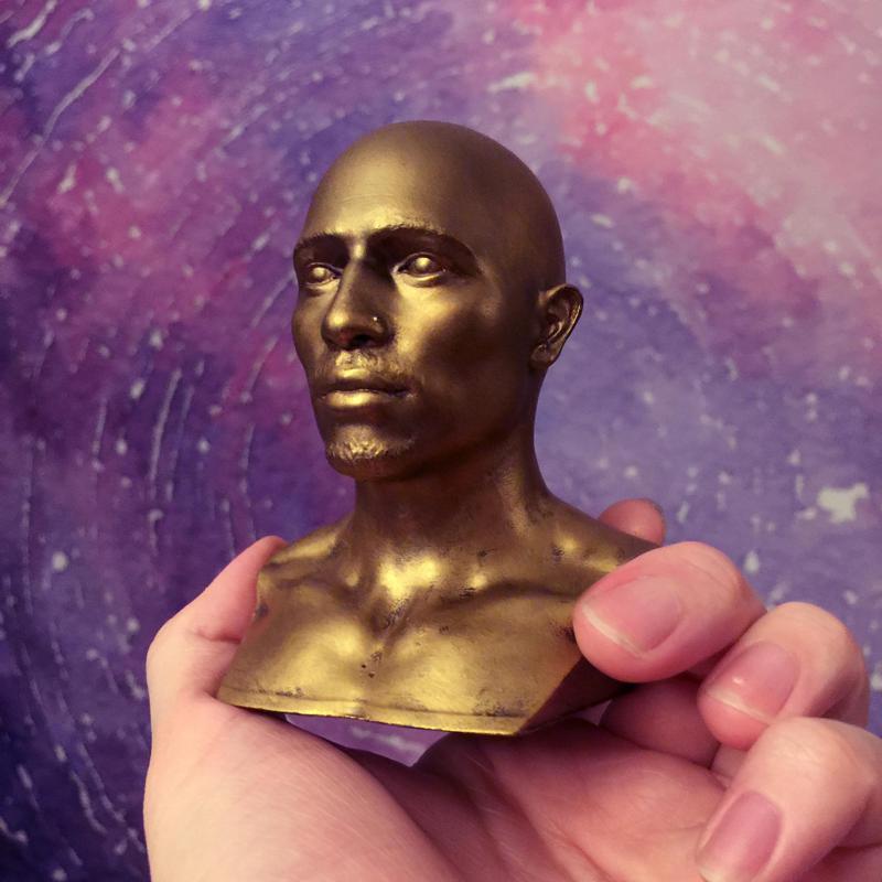 Tupac / 2pac Shakur Bust Sculpture