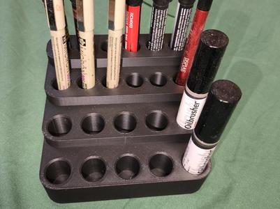 Oilbrushers and markers holder