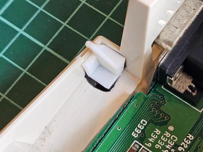 Commodore Amiga 600 case clips