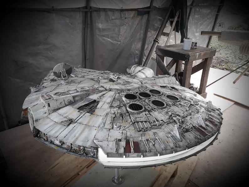 MILLENNIUM FALCON 5' FOOTER