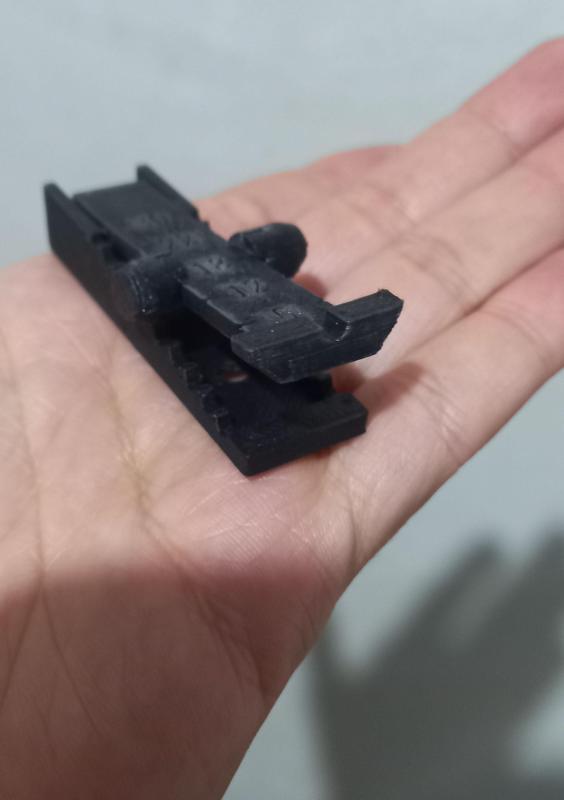 Mira regulable para rifle y pistola_ Rifle sight and pistol