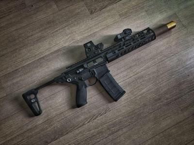 MCX SUR(LVAW) M-lok handguard for Lehui Gelblaster aeg(immitation of VFC)