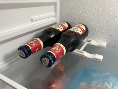 Bottle holder for refrigerator