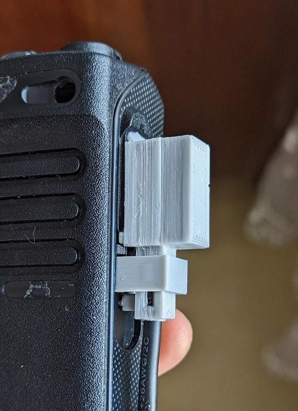 Motorola DP2400 3441 connector