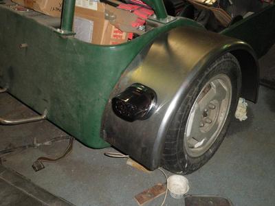 Locost 7 Lotus Trailer fender to Harley tail light adapter