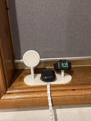 Perfect Apple Nightstand Charger V3