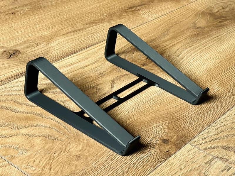 MacBook Pro 2020 M1 13-inch Laptop Stand, 15° incline