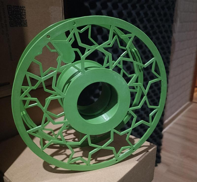 Bambu spool. Star edition + filament clip.
