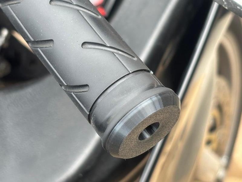 Motorcycle handlebar end piece 16mm