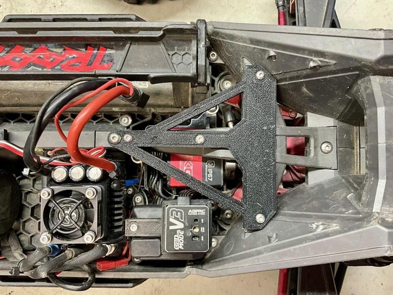 Improved Traxxas Maxx Steering Brace Brace