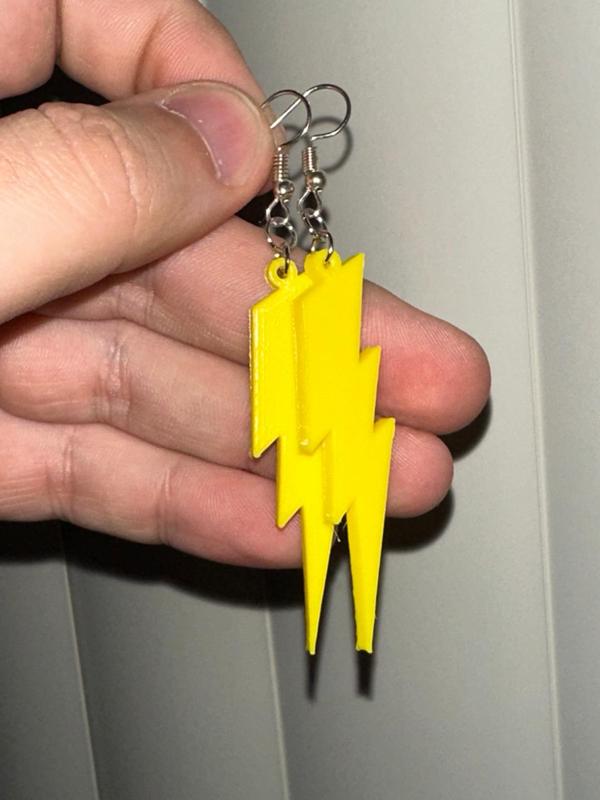 Lightning bolt earring