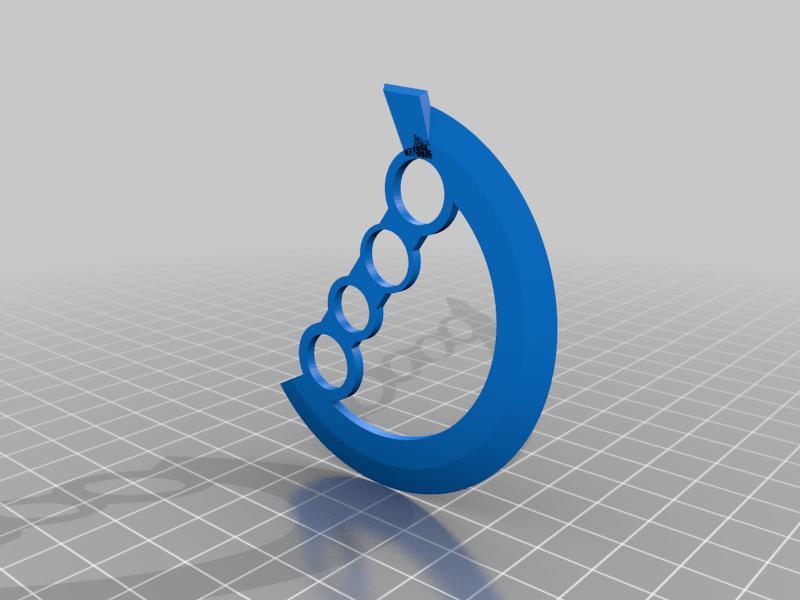 Circular melee weapon