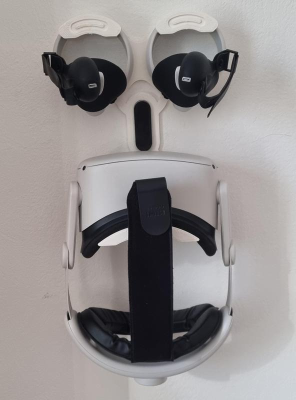 Oculus Quest 2 Wall Mount