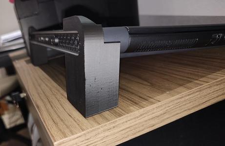 Alienware M16 Stand