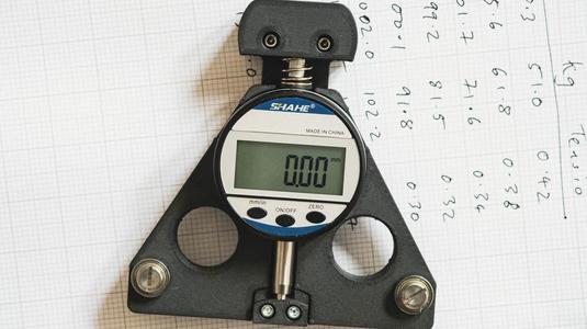 Spoke tensiometer