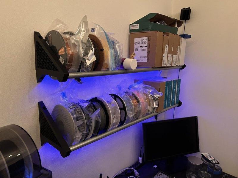 Wall mounted filament shelf / spool shelf (1 inch rods)