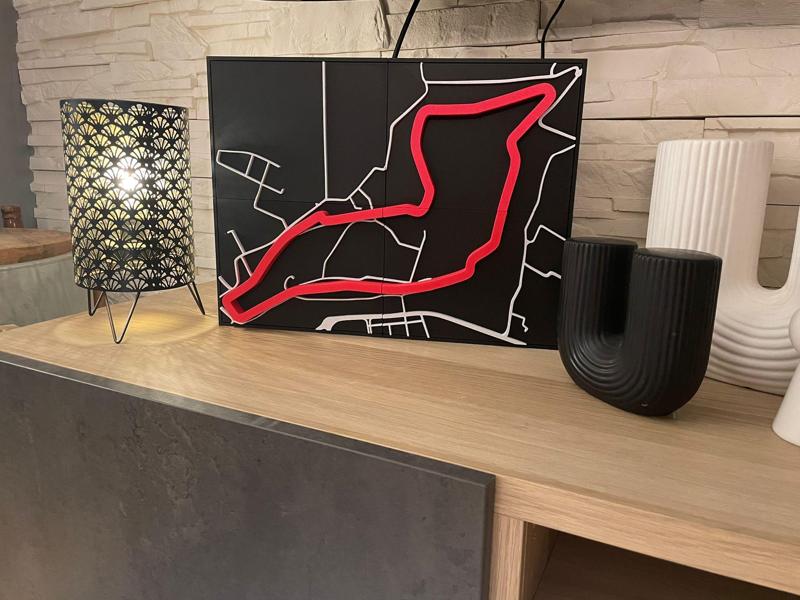 IMOLA WALL ART TRACK
