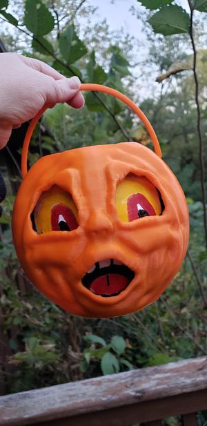 Vintage Pumpkin Pail