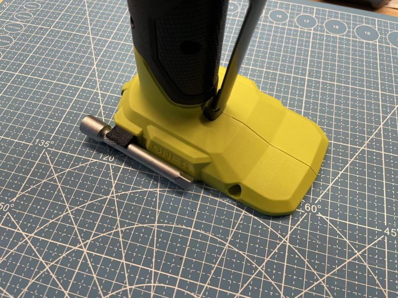 Extensions mount for Ryobi RRW1814X ratchet