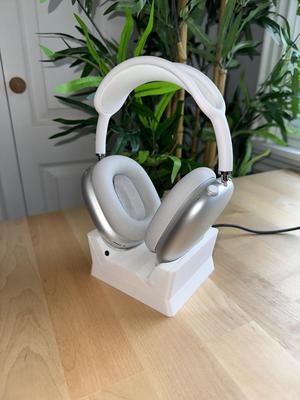 AirPods Max Charging Stand