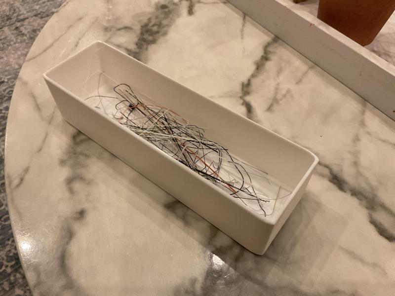 Simple filament waste bin