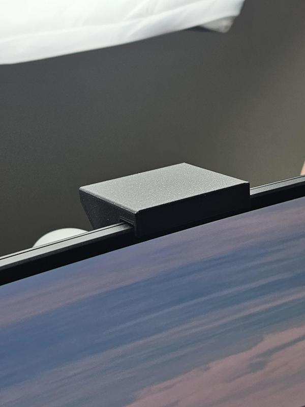 AW3225QF Webcam standoff (PTZ Optics)