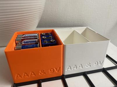 Gridfinity bin for 45 * AAA and 4 * 9V batteries