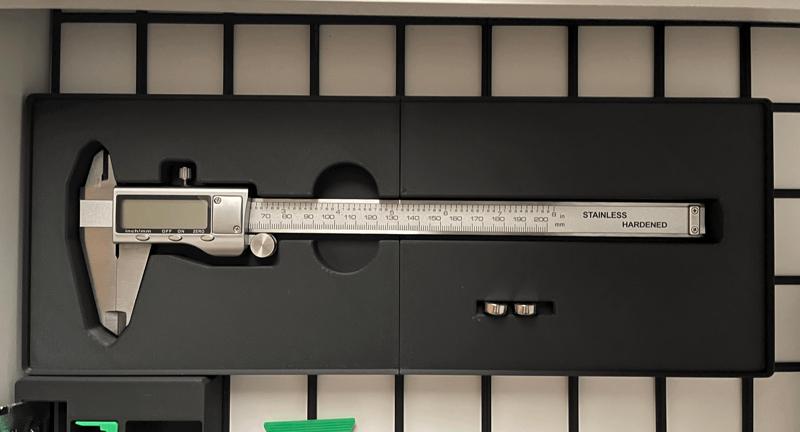 200mm Caliper Gridfinity 3 x 8