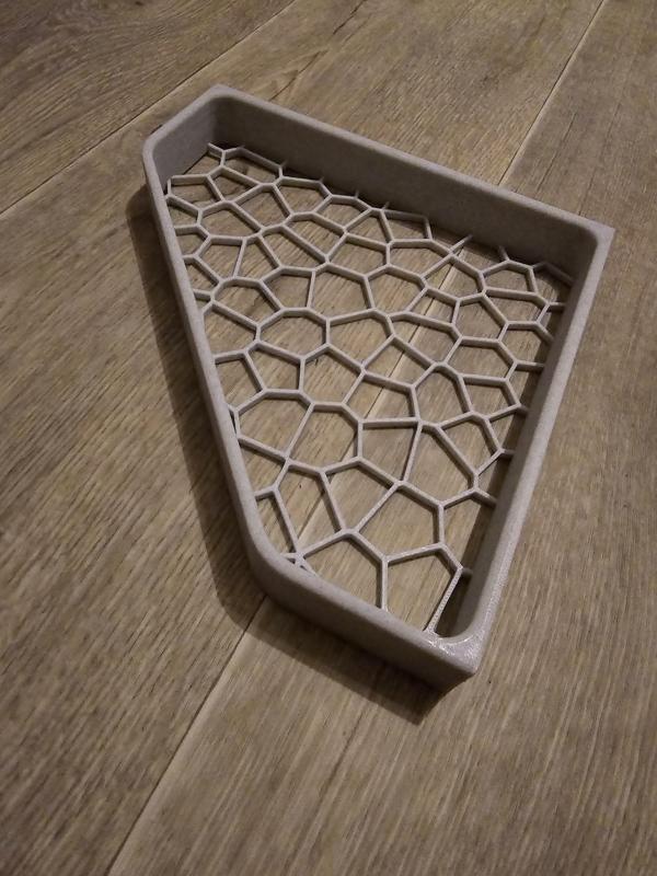Bathtub Corner Shelf Voronoi