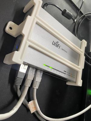 UniFi Switch 8 (US-8 & US-8-60W) mount