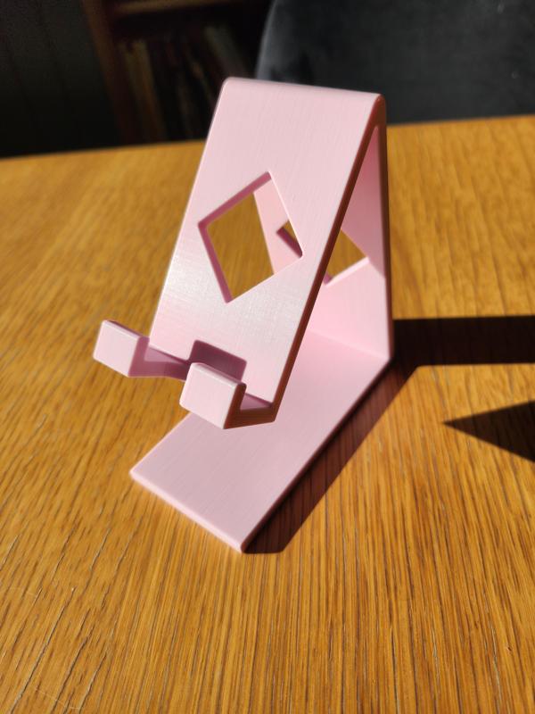 Simple and sturdy phone stand