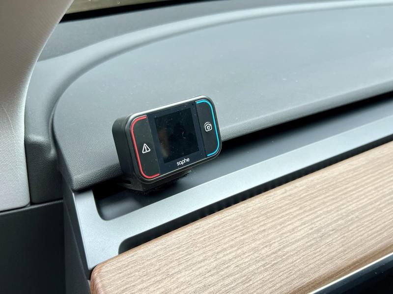 Saphe Pro holder for Tesla Model Y