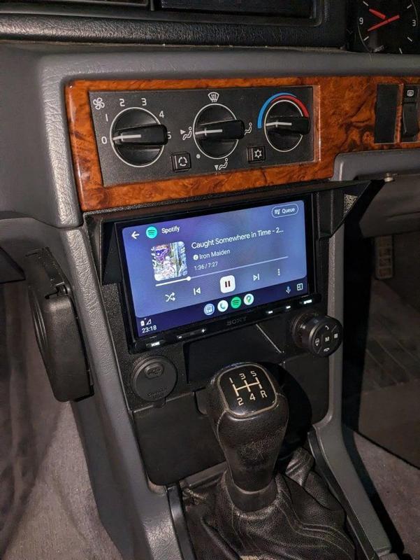 Volvo 940 2 DIN Radio Frame for Sony XAV-AX5500