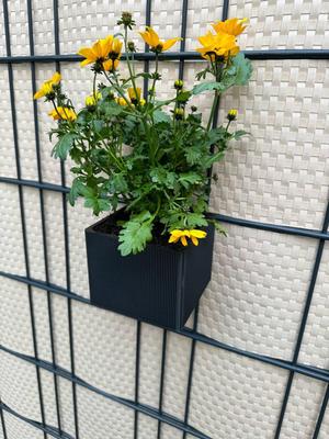 Double Rod Fence Planter