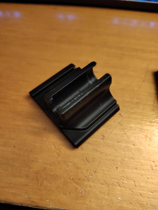 Guitar wileless transmitter strap holder