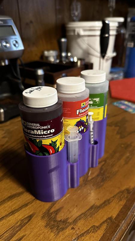 General Hydroponics 1 qt  Bottle Holder